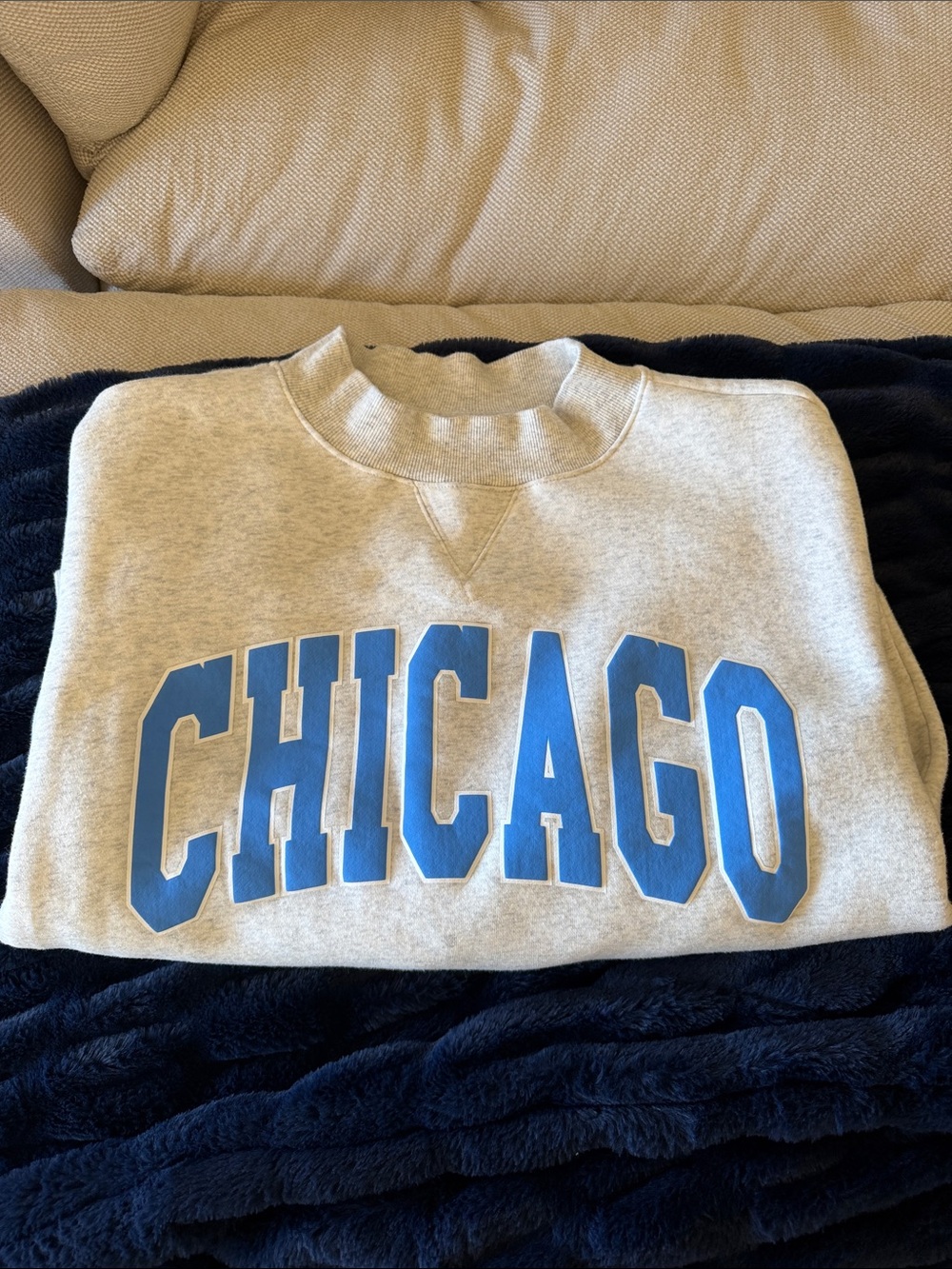 Alice & wonder Chicago Mockneck Sweatshirt